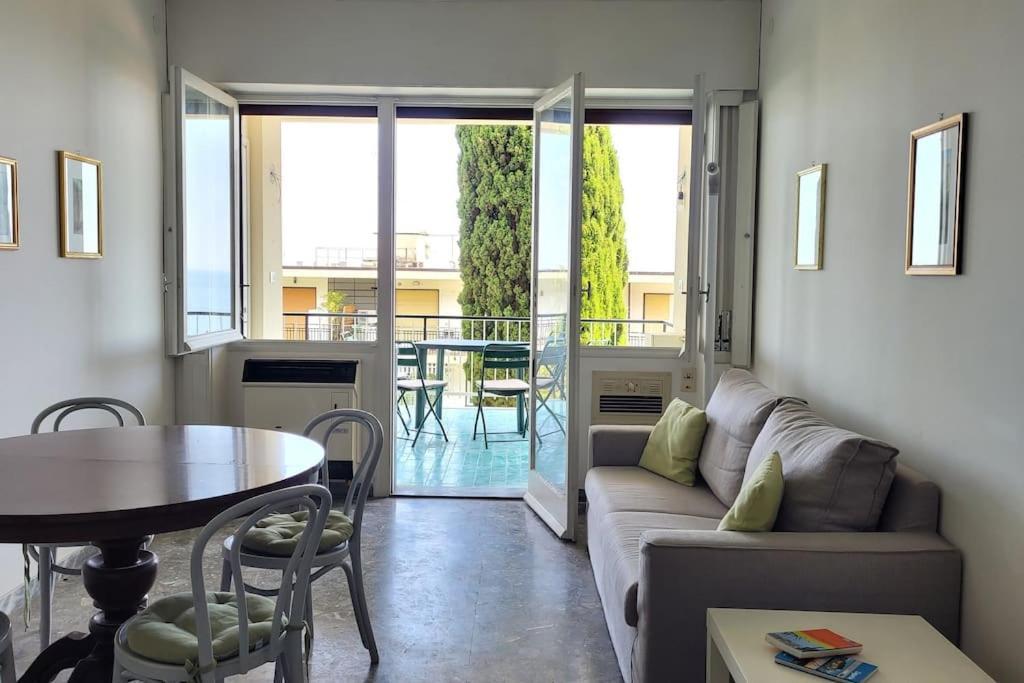 Vista Bella House Apartment Sanremo Bagian luar foto
