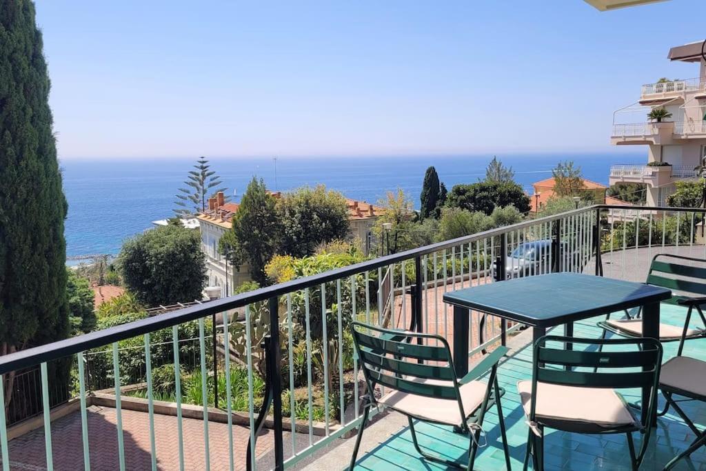 Vista Bella House Apartment Sanremo Bagian luar foto